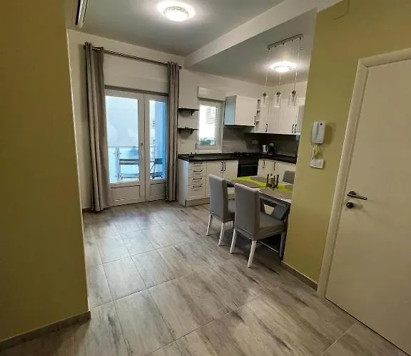 Centar 아파트 Tribalj